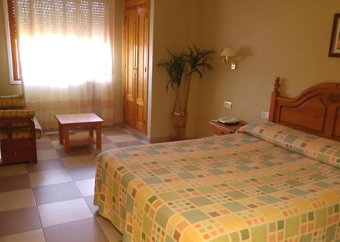 Hotel Glorias Torre de Santa María