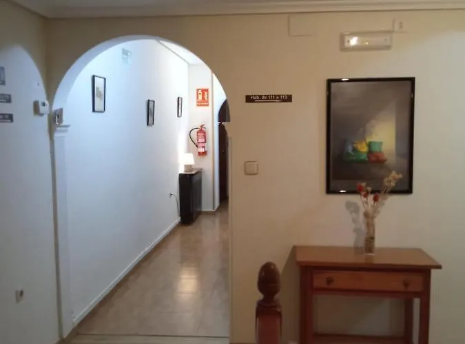 Glorias Отель 2*